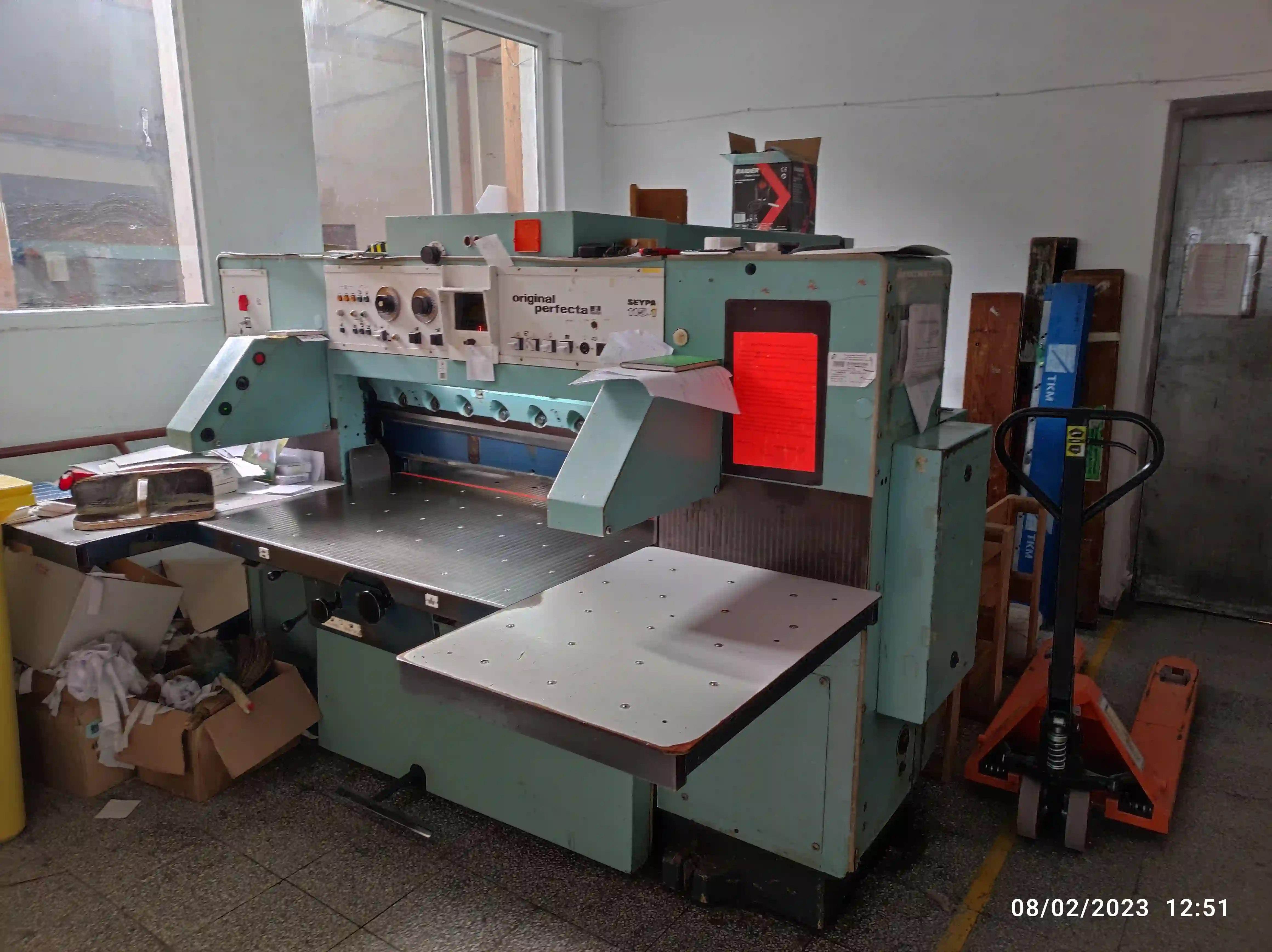 Perfecta Seypa 115 Guillotine Paper Cutter